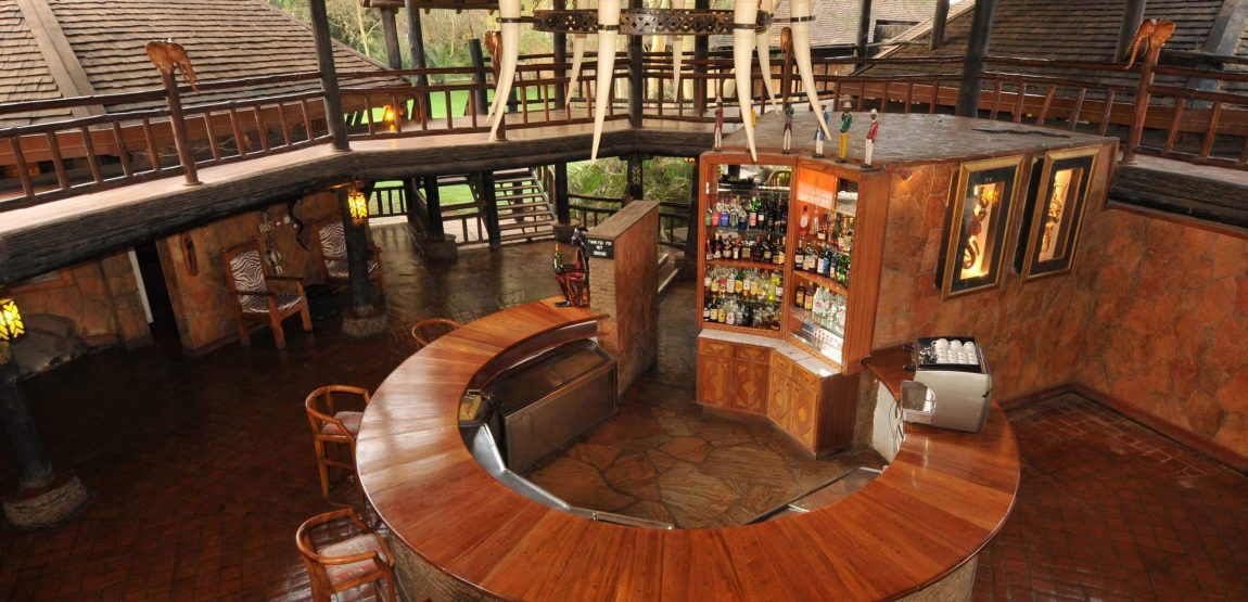 IM_KE_AMB_Ol-Tukai-Amboseli-Lodge_Bar