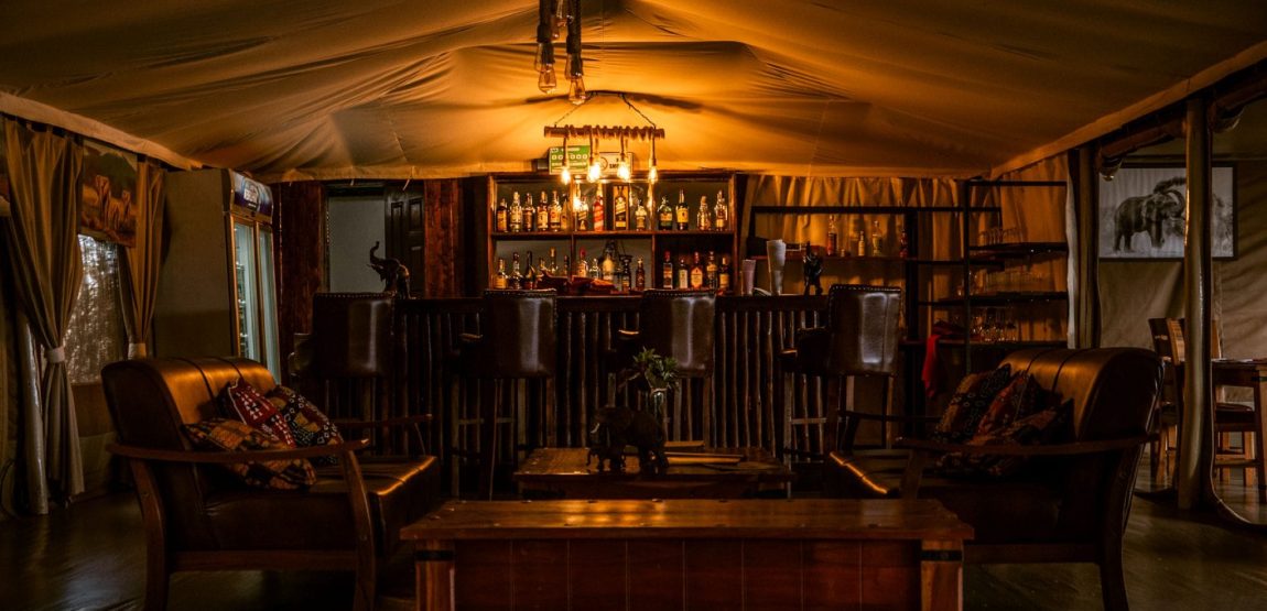 IM_KE_AMB_Tulia-Amboseli-Safari-Camp_Bar