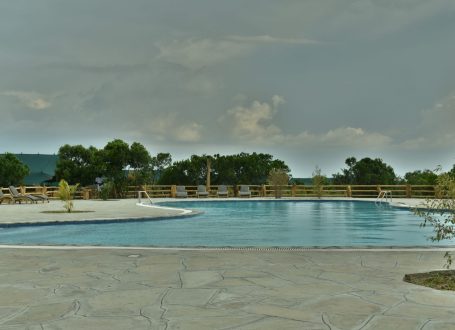 IM_KE_MAR_Mara-Maisha-Camp_Pool-scaled