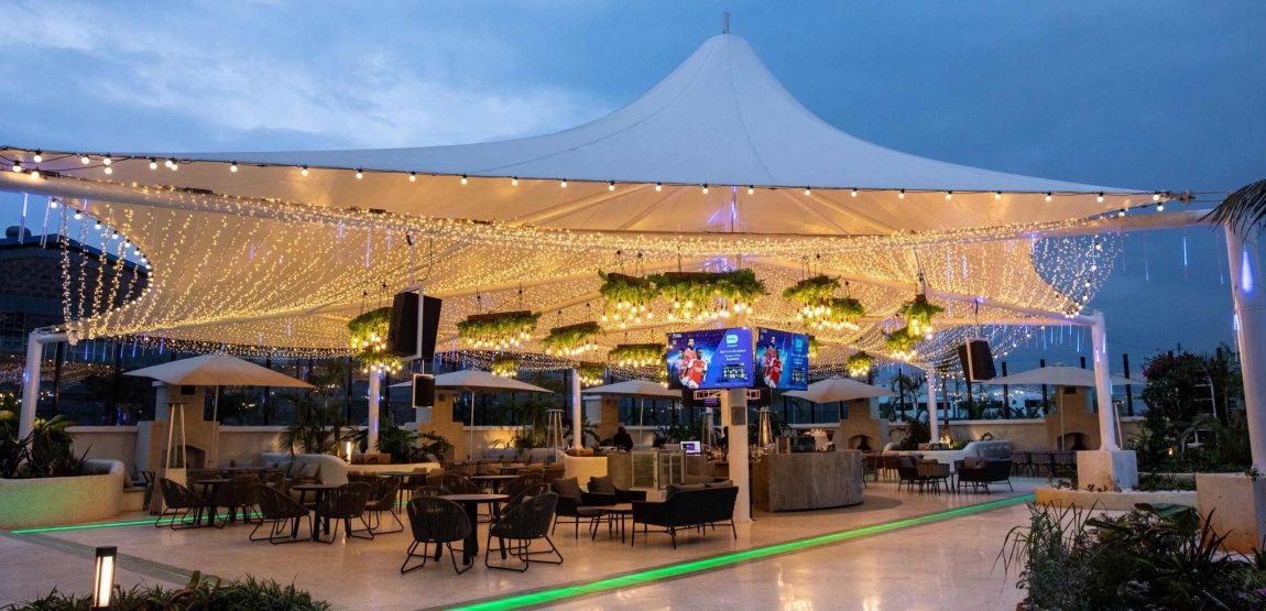 IM_KE_NAI_Argyle-Grand-Hotel_Bar-scaled